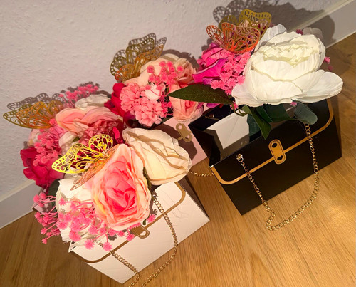 Künstlicher rosenstrauß - künstlicher,